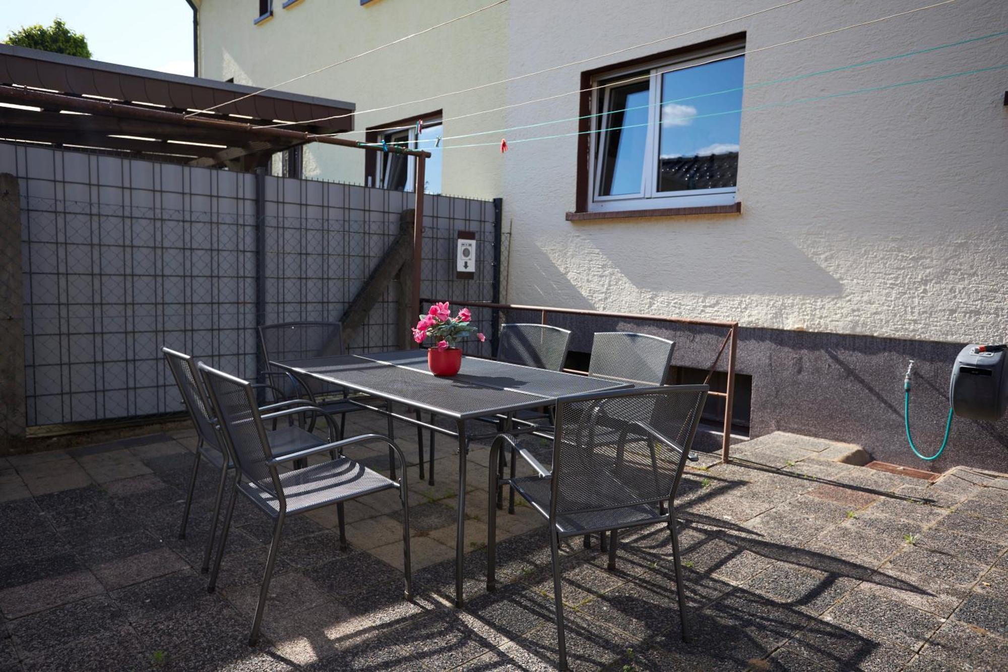 Grosszuegiges Apartment Nahe Frankfurt Rote Warte Exterior foto